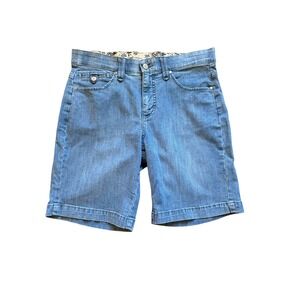 Lee Women's 10 Petite‎ Comfort Waistband Stretch Denim Shorts Blue Embroidered